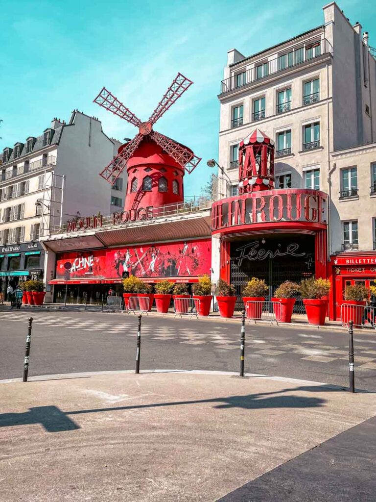 watching a cabaret show at moulin rouge is one of the things to do in Paris in 2 days