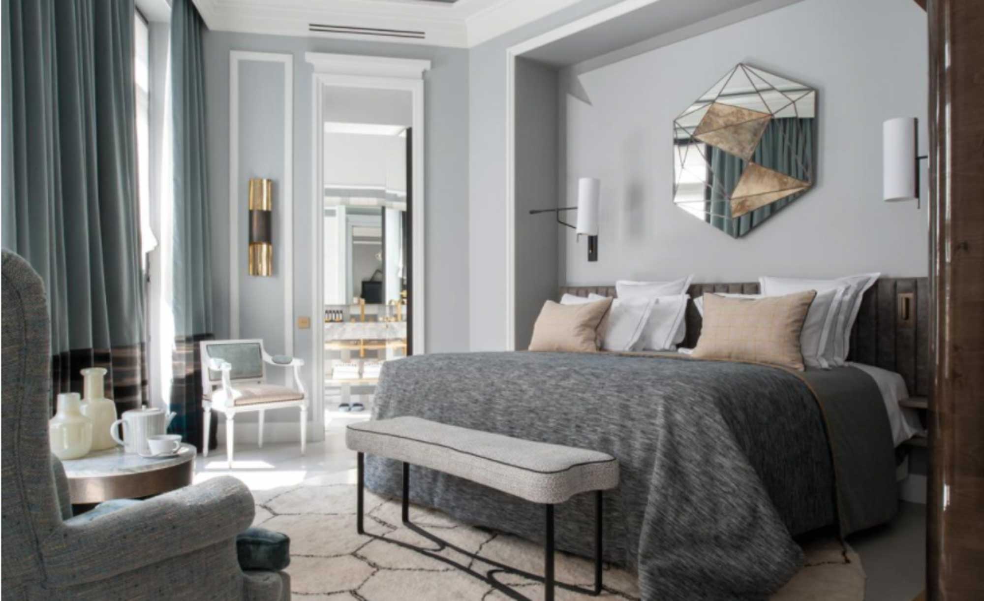 Curated visual reference: Picture Idea: 11 Best Paris Hotels Near The Louvre Museum