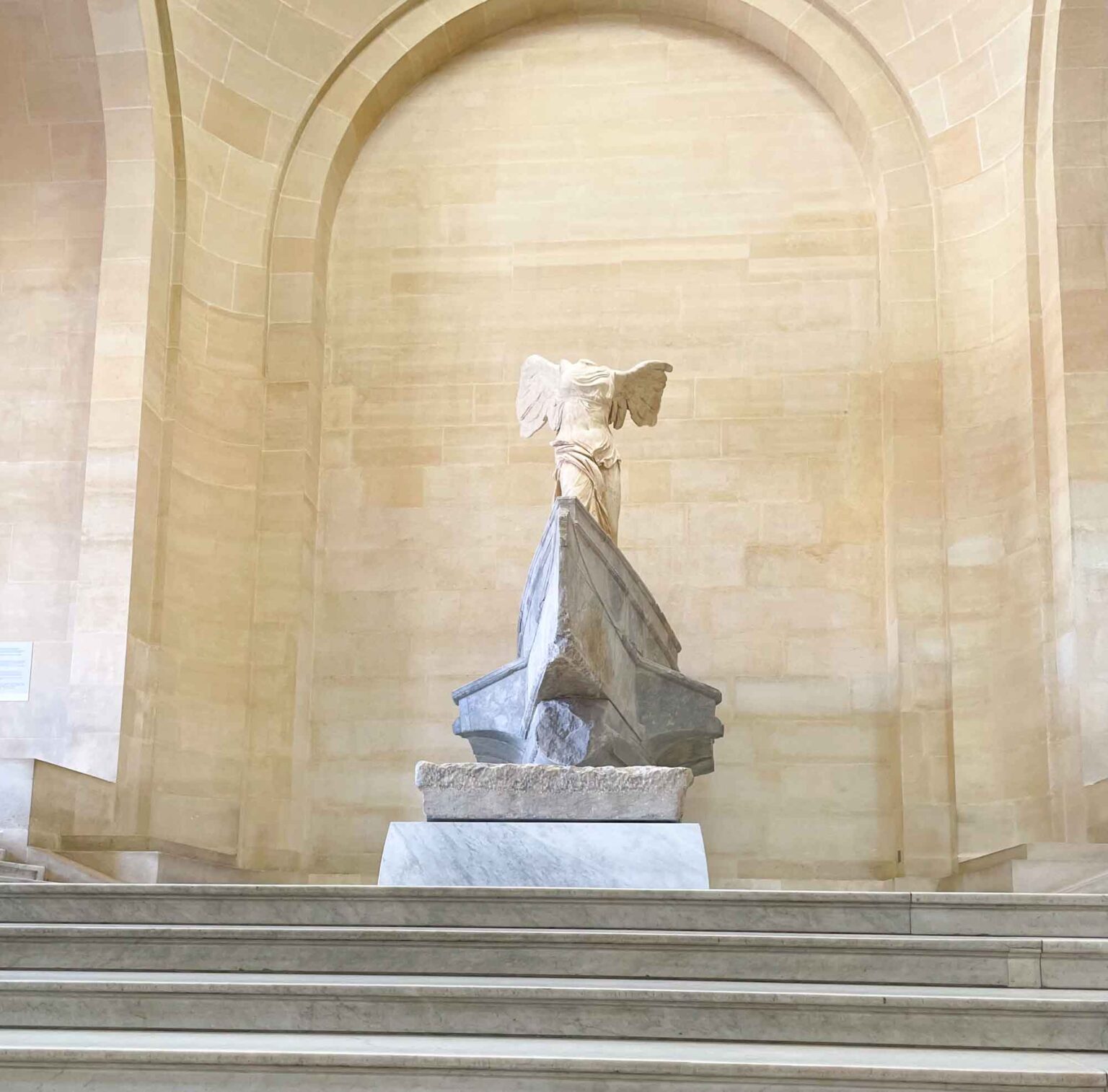 17 Most Famous Sculptures In The Louvre Museum You Shouldn't Miss