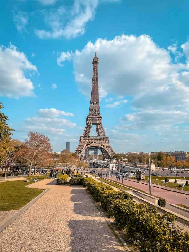 cropped-Eiffel-Tower-view-from-Trocadero-gardens.jpg
