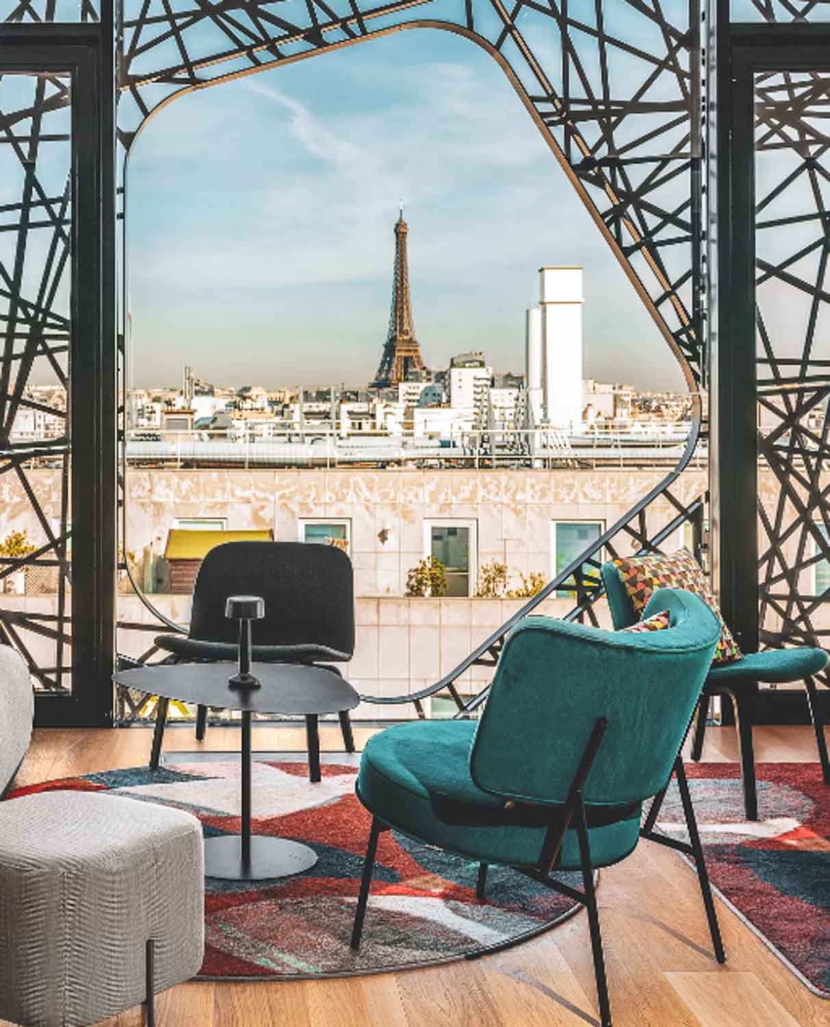17 Best Rooftop Restaurants In Paris For The Best Food and Views