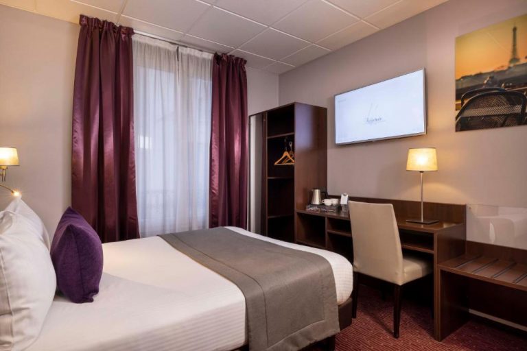 Where To Stay In Paris On A Budget: 17 Best Hotels - Dreams in Paris