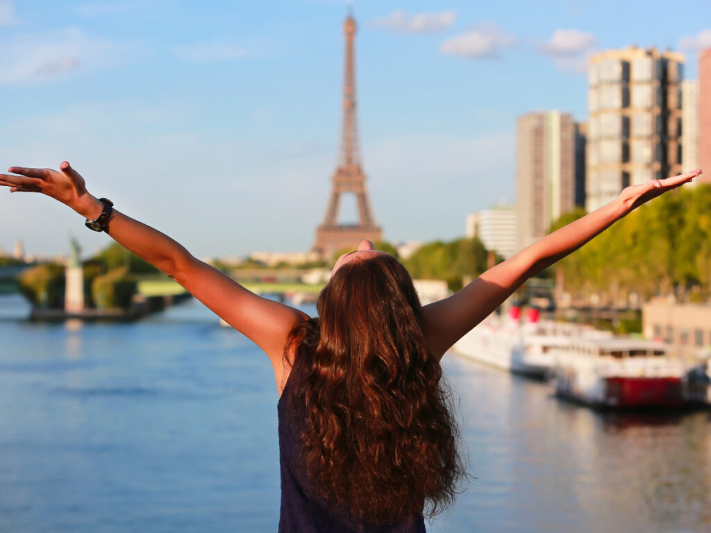 A complete guide to solo travel in Paris.