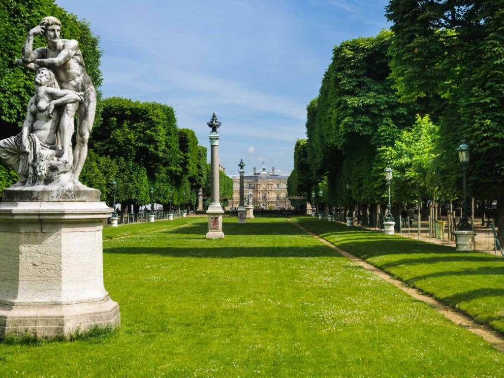 Luxembourg gardens statue and columns