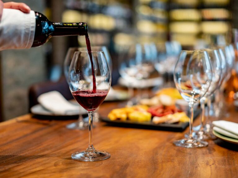 4 Best Wine Tasting Tours in Paris in 2023