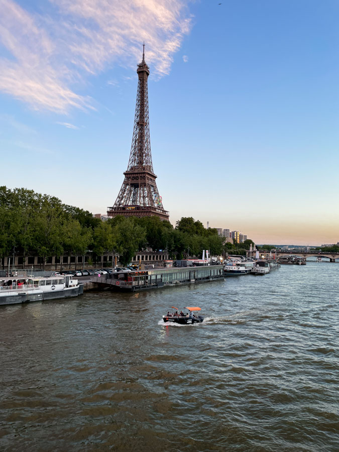 view of the Eiffel tower from Passerelle Debilly